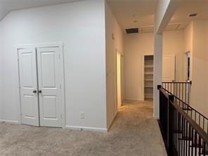 Building Photo - 2161 Bonnell St