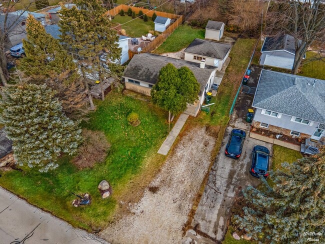 Building Photo - 1414 Clayton Marsh Dr