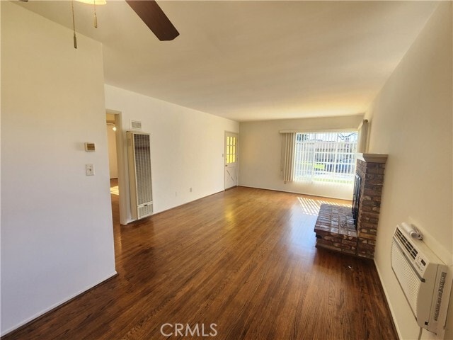 Building Photo - 21 W Newman Ave