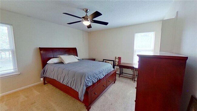 Building Photo - 12613 Crystal Creek Dr