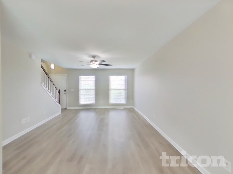 Building Photo - 116 Cimmaron Dr