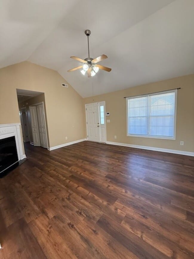 Building Photo - 3BR/2BA House