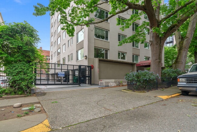 Building Photo - 1200 Boylston Ave