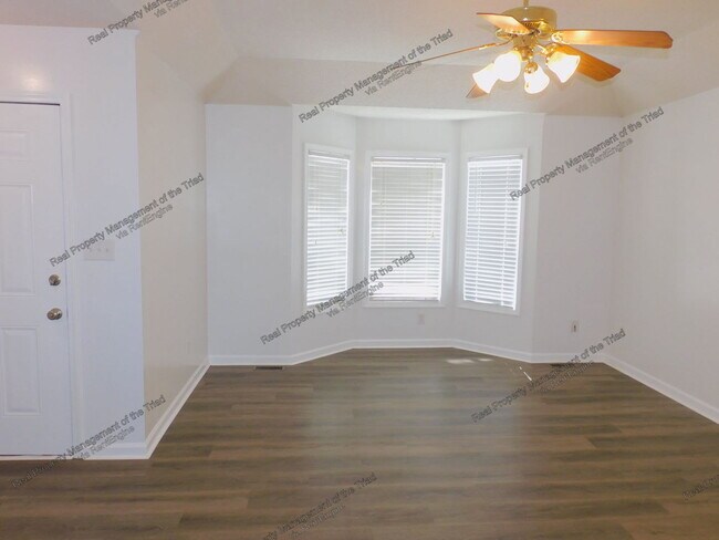 Building Photo - 4720 Beckel Rd