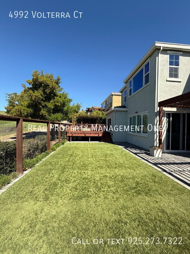 Building Photo - 4992 Volterra Ct