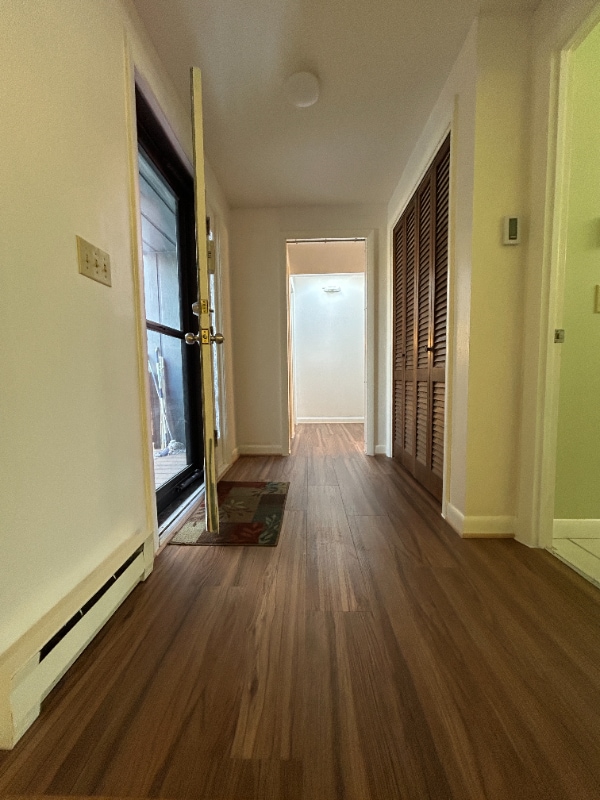 Building Photo - 6 Ternay Garden St