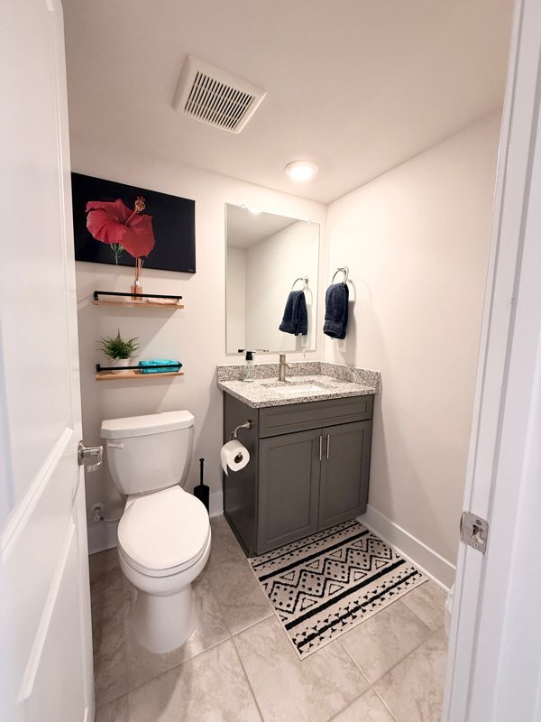 Building Photo - 11470 St Luke Dr