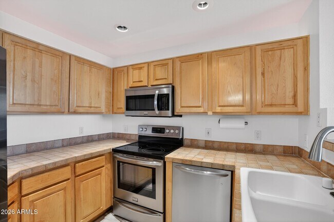 Building Photo - 7887 N 16th St