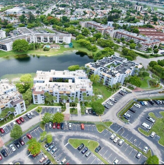 Building Photo - 12219 SW 14th Ln