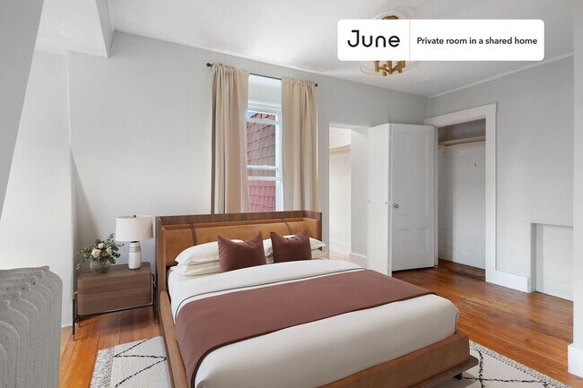 Primary Photo - Room in Shared 4 bed/2.5 bath home