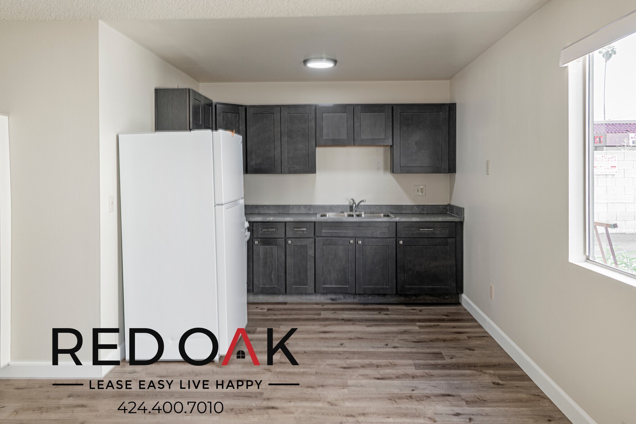 Building Photo - 12767 San Fernando Rd