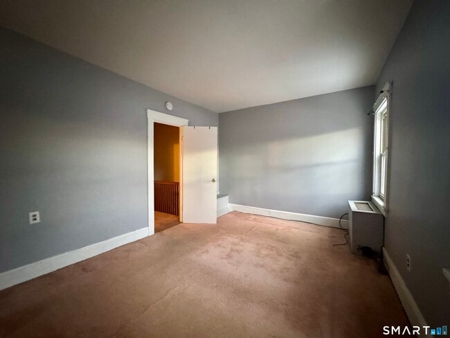 Building Photo - 45 Ives St