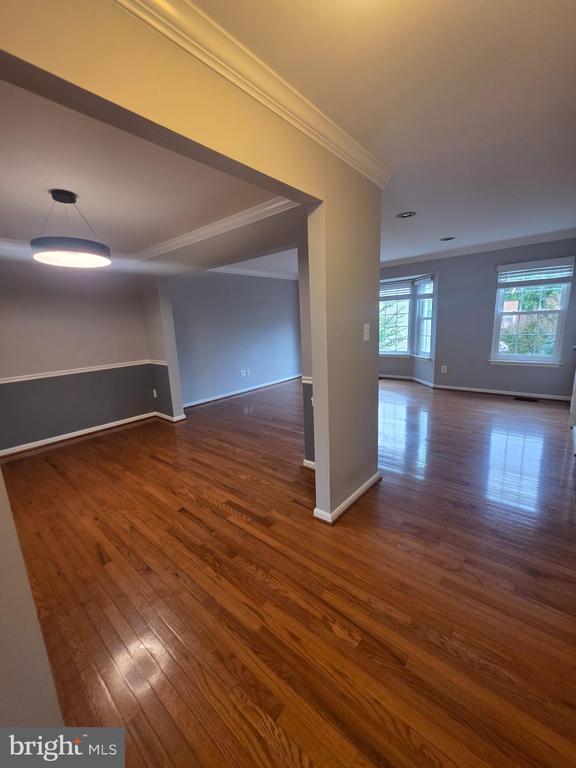 Building Photo - 5603 Sherborne Knolls