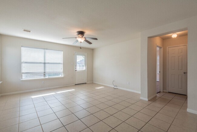 Building Photo - 20931 Gastonbury Ln