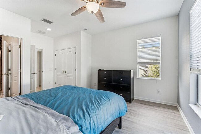 Building Photo - 10659 Whittington Ct