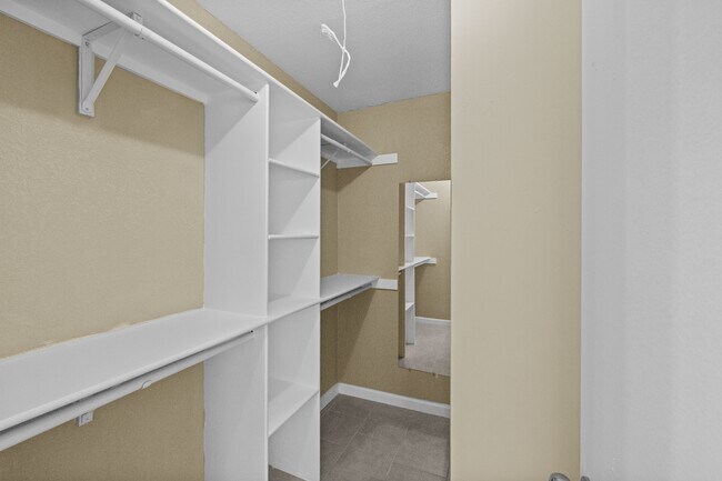 Building Photo - 11301 Gene Sarazen Dr