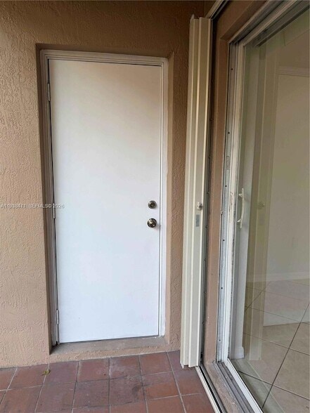 Building Photo - 5755 NW 115th Ct