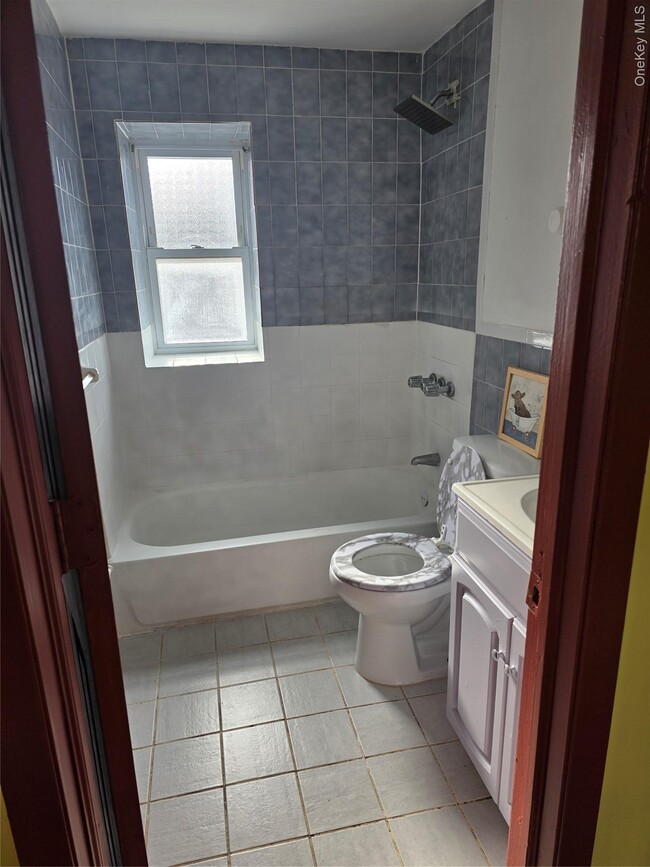 Building Photo - 180-14 144th Ave