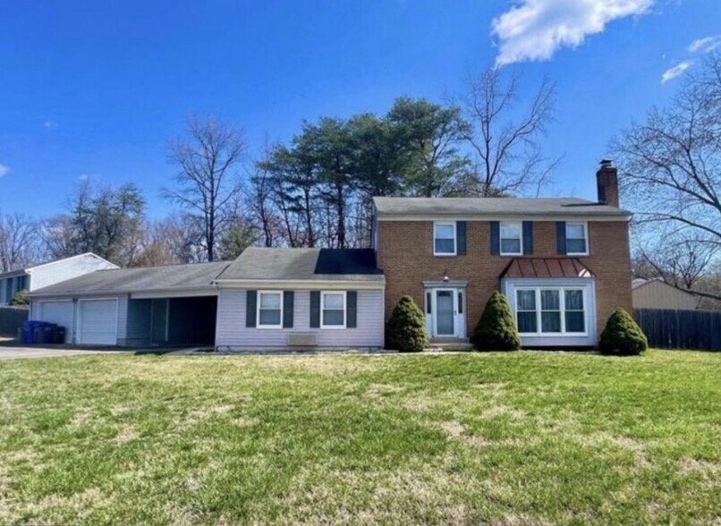 Building Photo - 2450 Indian Ct