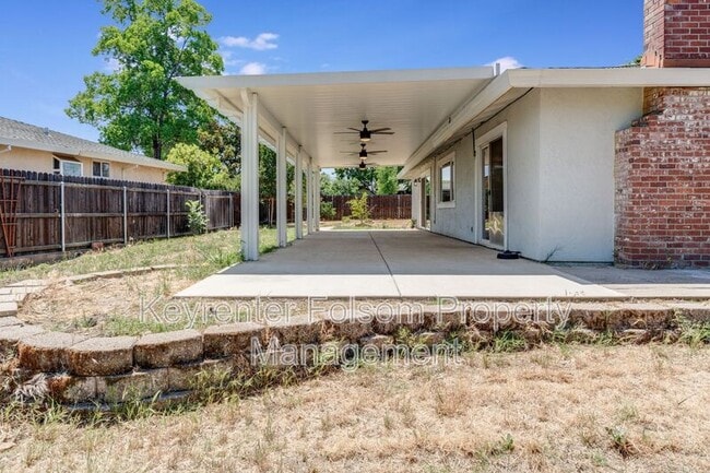 Building Photo - 5800 Deary Way