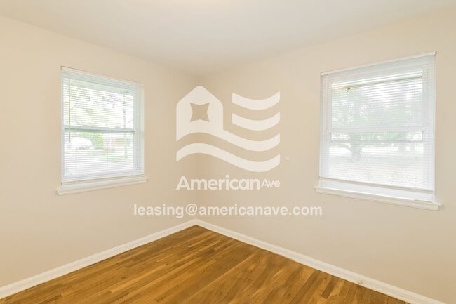 Building Photo - 3252 Willow Ln Dr