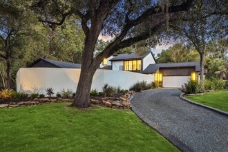 Building Photo - 203 Cove Creek Ln