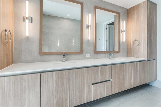 Building Photo - 3003 Maple Ave