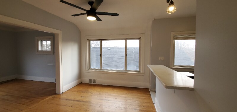 Building Photo - 351 Edgewood Pl