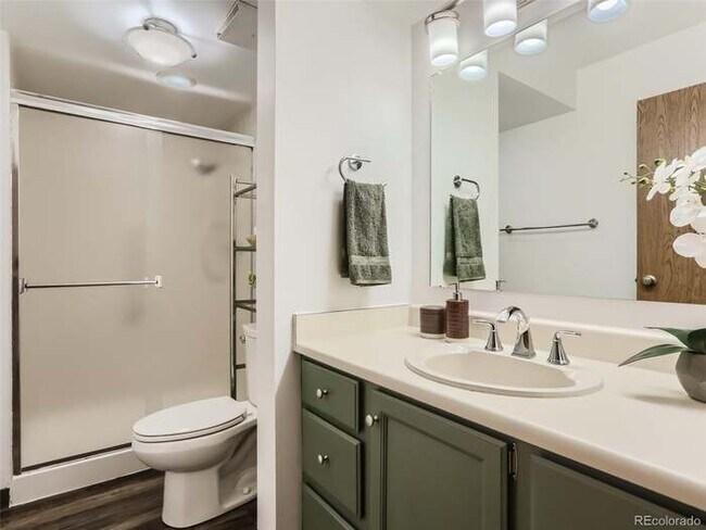 Building Photo - 7420 E Quincy Ave