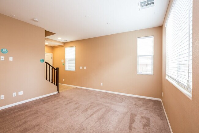 Building Photo - 10119 Watchtide Ct