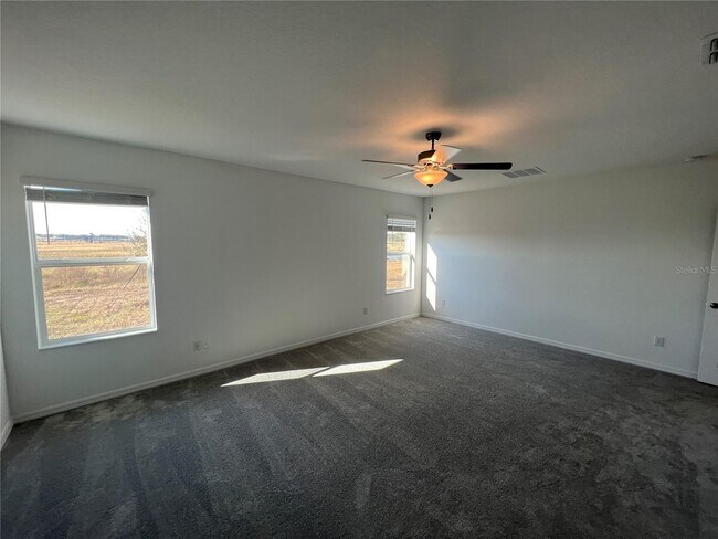 Building Photo - Stunning 5 Bed/2.5 Bath Home in Wesley Chapel with 2869 sq ft - Must See!