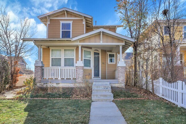 Building Photo - Central Park HOUSE for rent! 2 BLOCKS TO STANLEY MARKETPLACE