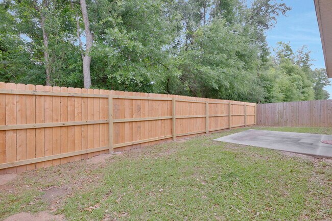 Building Photo - 5402 Parkside Dr