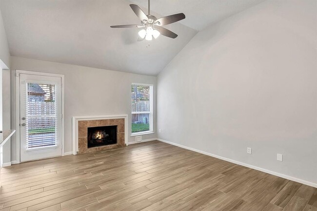 Building Photo - 15 White Bark Pl