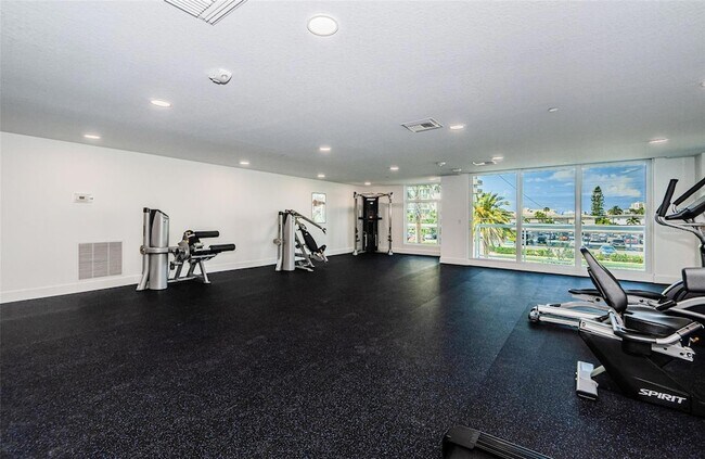 Building Photo - 415 Island Way