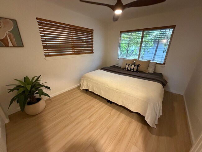 Building Photo - Oceanview Estates Home