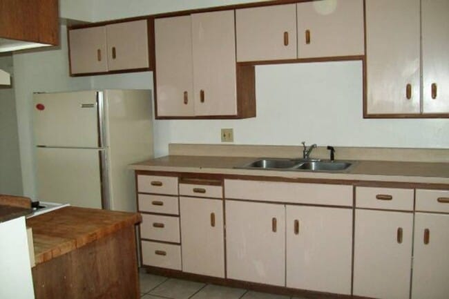 Building Photo - **3 Bedroom Tempe Home – Great Location | ...