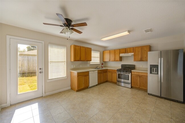 Building Photo - 15507 Western Skies Dr