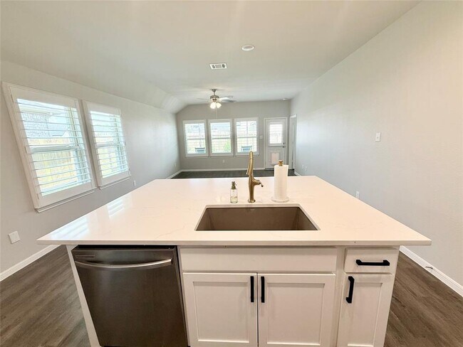 Building Photo - 27233 Crevalle Jack Ln