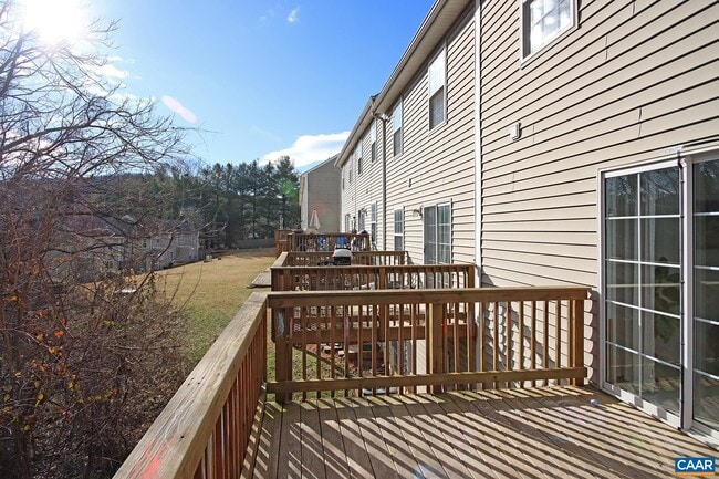 Building Photo - 118 Greenwich Ct