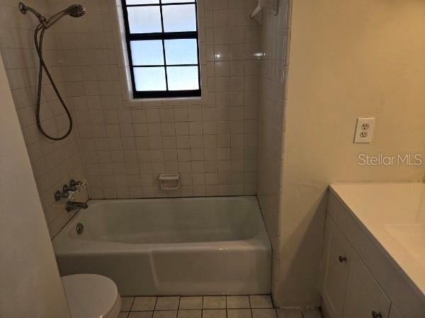 Building Photo - 503 Lewis St