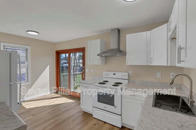 Building Photo - 406 Beechtree Rd