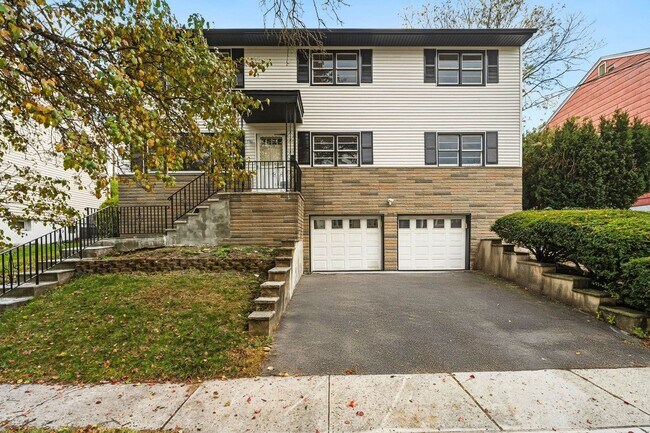 Primary Photo - 235 Lakewood Dr