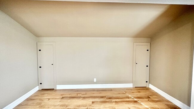 Building Photo - Beautiful Updated Studio Layout Guest Home Unit located on Private Country Property in Fallbrook!