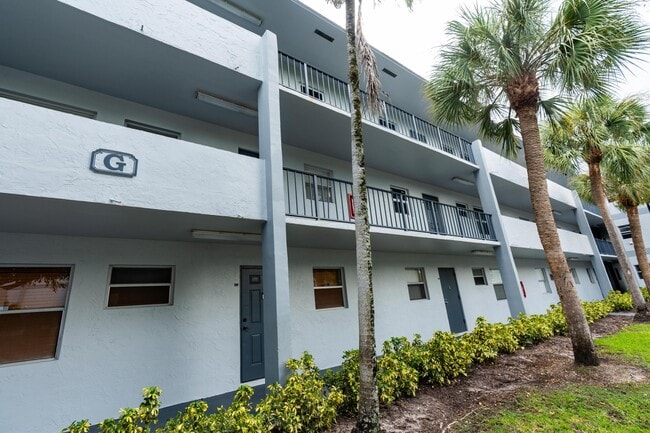 Building Photo - 8360 Sands Point Blvd