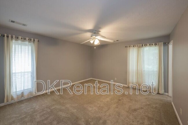 Building Photo - 1125 Trailmore Dr