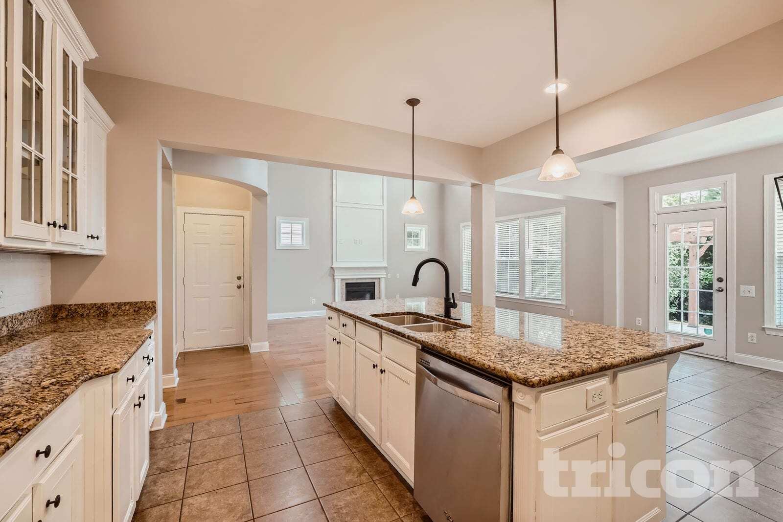 Building Photo - 303 Trillium St NW