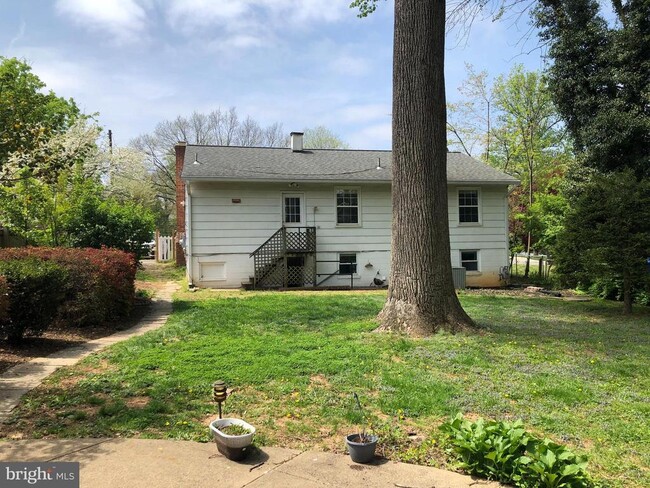 Building Photo - 545 Beall Ave