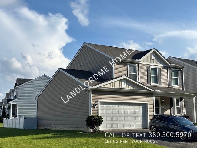 Building Photo - 8737 Cicada St