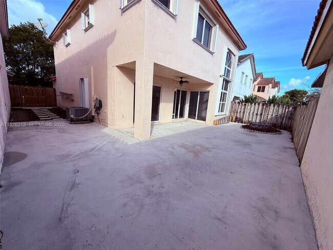 Building Photo - 15124 SW 141st Terrace